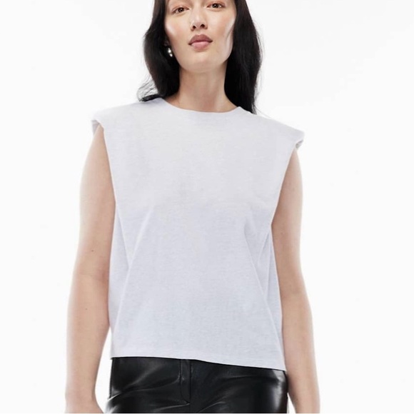 Babaton Tops - NWT Babaton Shoulder Pad Tank in ‘Heathered White Cloud’ Sz: XS.
